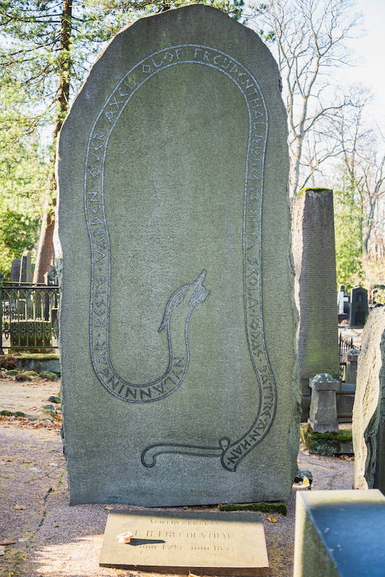 Axel Olof Freudenthal (Helsingfors, Sandudds gamla begravningsplats 6–7–2)