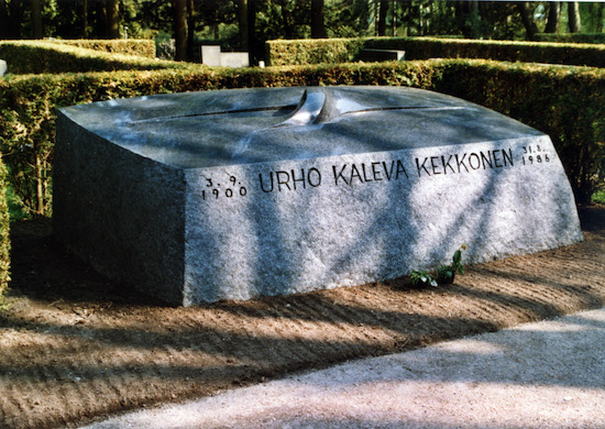 Urho Kekkonen (Helsingfors, Sandudds nya begravningsplats 25-13-1)