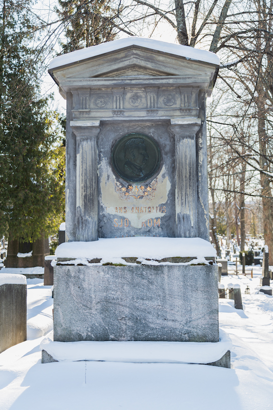 Frans Sjöström (Helsingfors, Sandudds gamla begravningsplats 15–26)