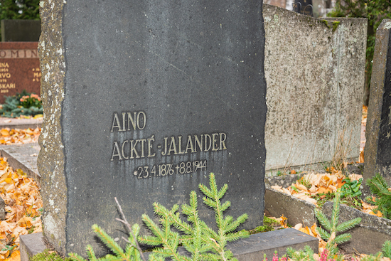 Aino Achté-Jalander (Helsingfors, Sandudds nya begravningsplats, Helsin)