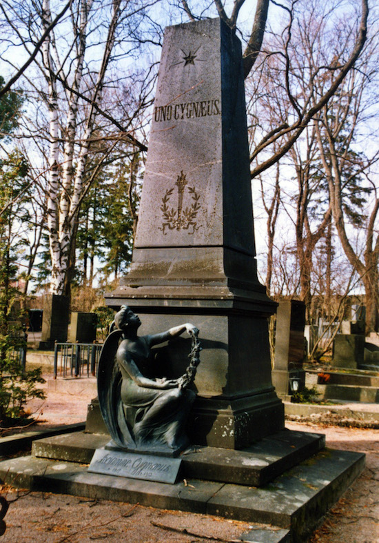 Uno Cygnaeus (Helsingfors, Sandudds nya begravningsplats 18–13–1)